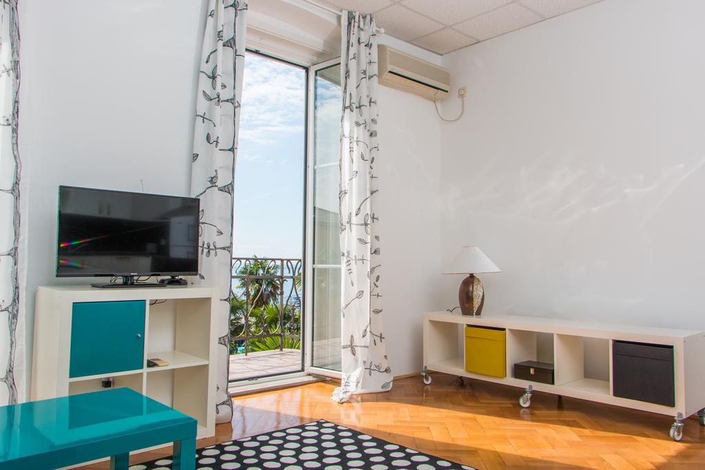 Sunny Apartment Anamaria Opatija Extérieur photo